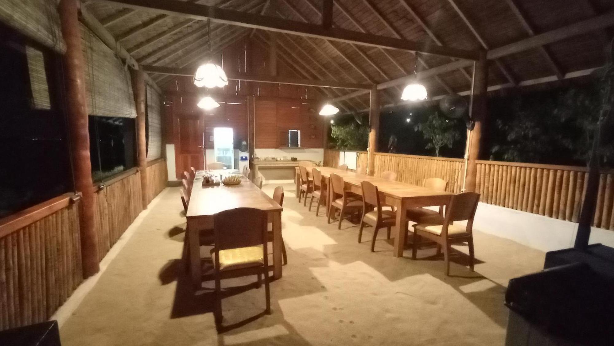 Raja Laut Dive Resort Бунакен Экстерьер фото