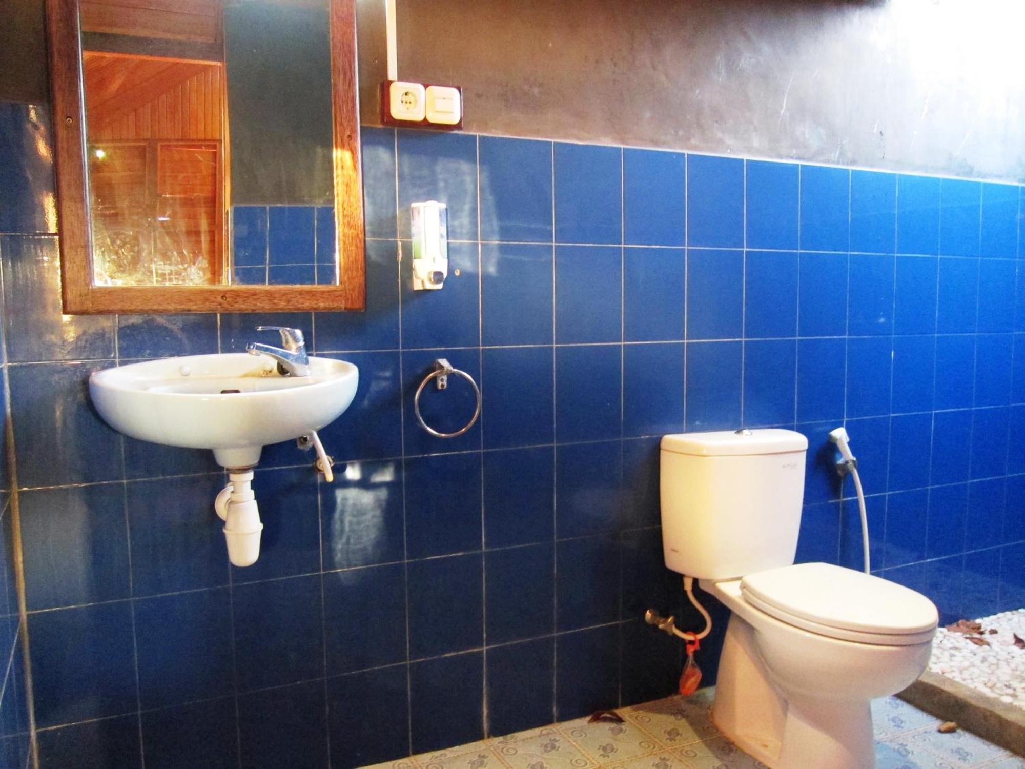 Raja Laut Dive Resort Бунакен Номер фото