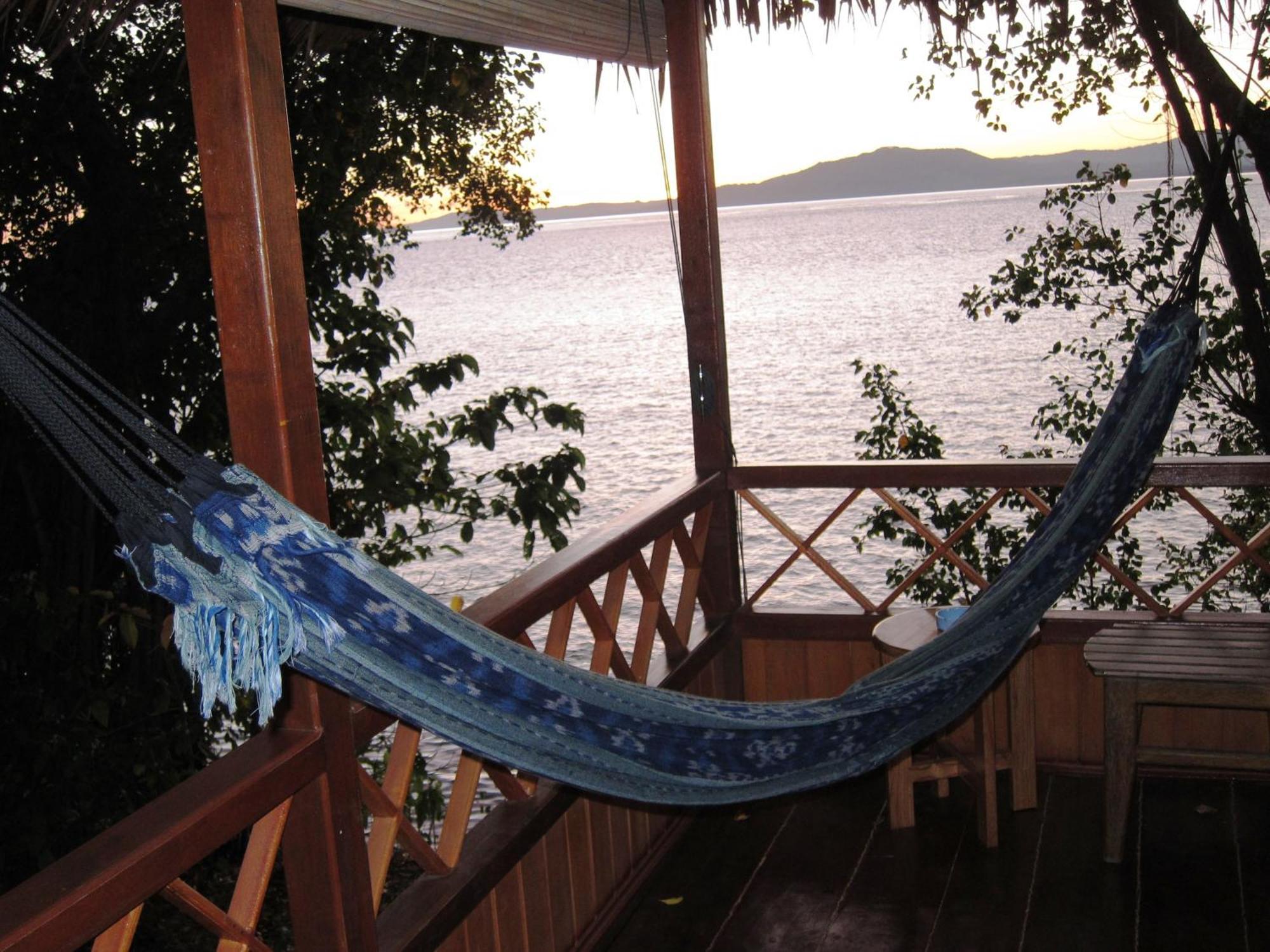 Raja Laut Dive Resort Бунакен Номер фото